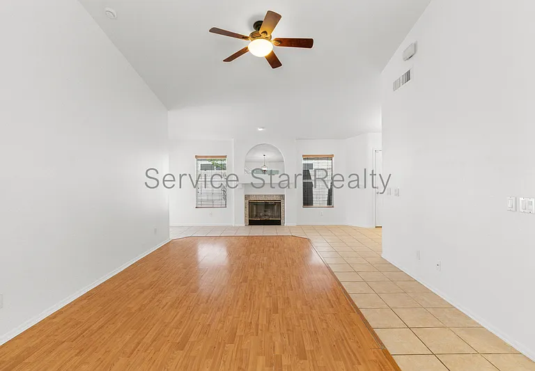 3039 E Hononegh Dr — Photo 7