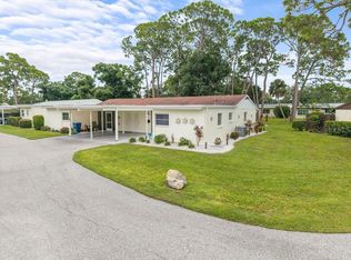 3524 Green View Ct #49, Sarasota, FL 34231