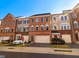 21264 Park Grove Ter, Ashburn, VA 20147
