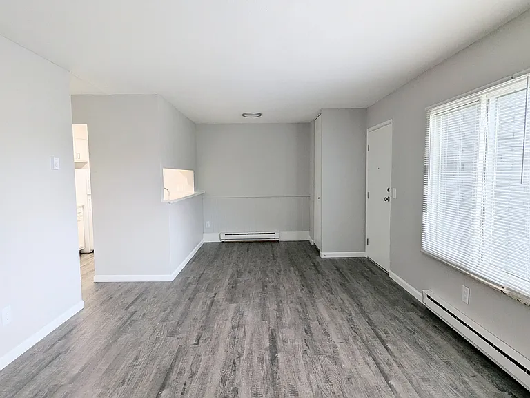 Copper Cove Apartments — Photo 40