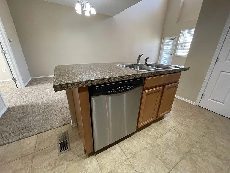 8440 Canyon Rim Trl #3 — Photo 6