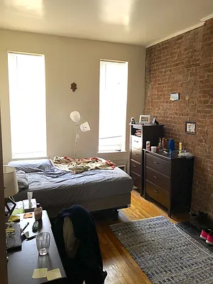 Rented by Your Vanity Realty | media 31