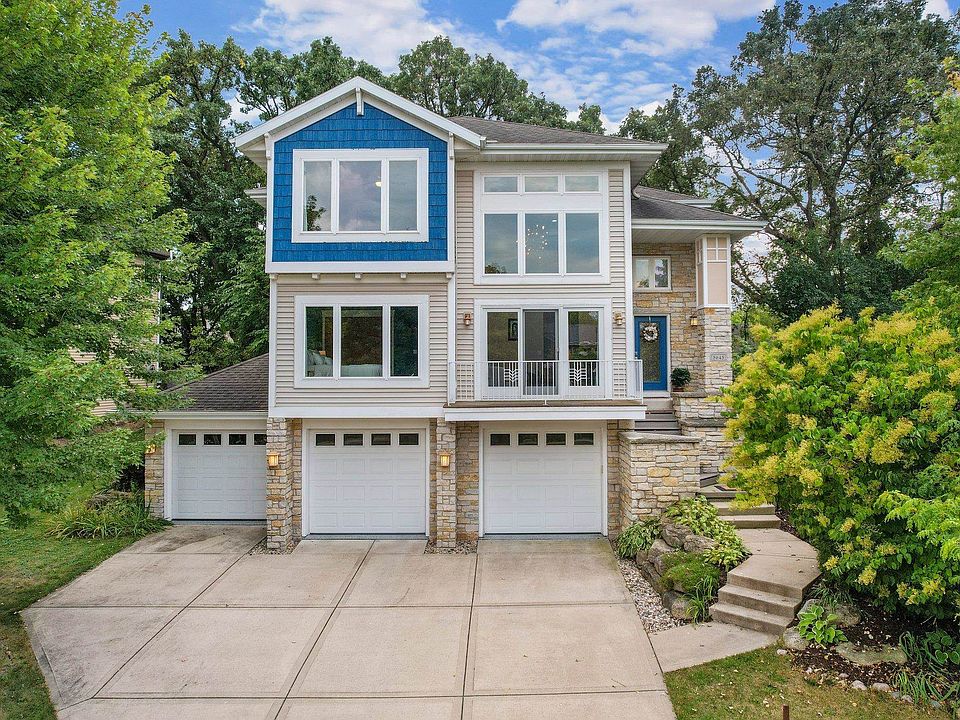 1st image of 5645 Old Oak Dr