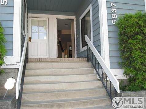 4th image of 5837 Etiwanda Ave