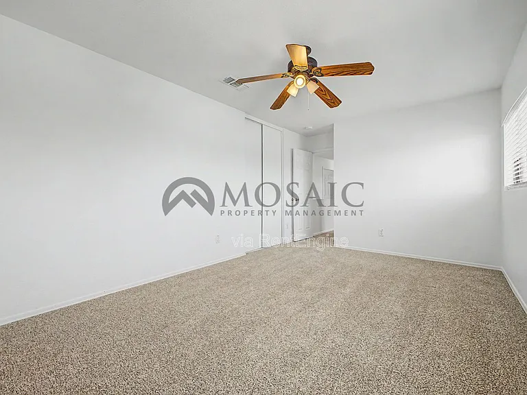 2232 E Spruce Dr — Photo 25