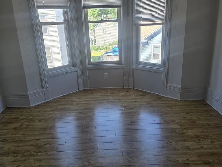 136 Congress St #3 — Photo 6