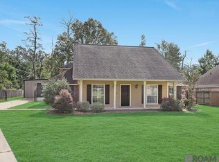 34750 Blades Dr, Denham Springs, LA 70706