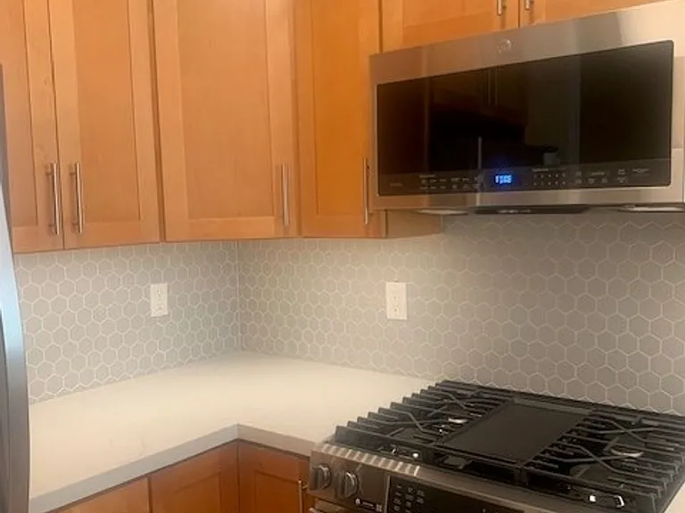 300 Laguna Honda Blvd — Photo 17