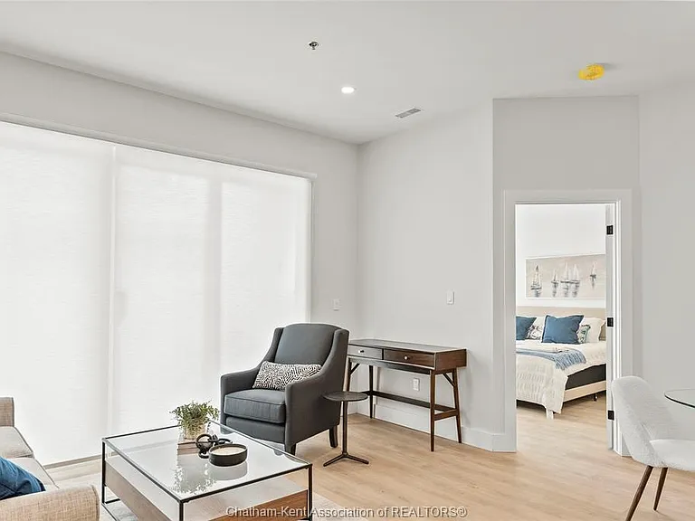 364 Grand Ave E #310 — Photo 37