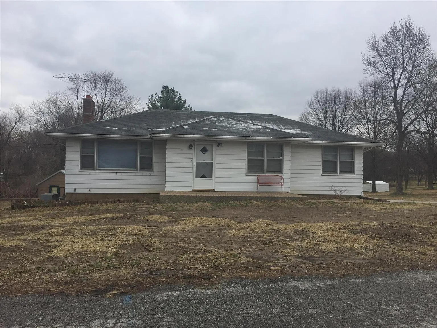 55 Circle Way photo 1