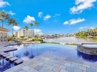 1839 Hurricane Harbor Ln NW, Naples, FL 34102