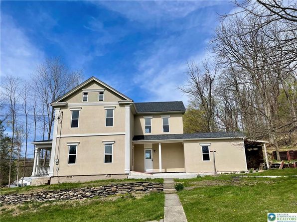 3861 Dogwood Rd, Walnutport, PA 18088