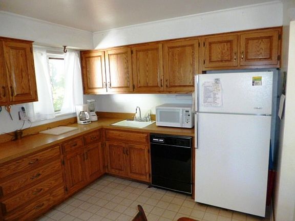 5th image of 305 Winnebago St