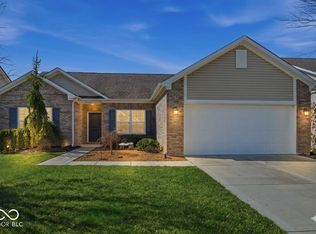 9704 Brook Wood Dr, McCordsville, IN
