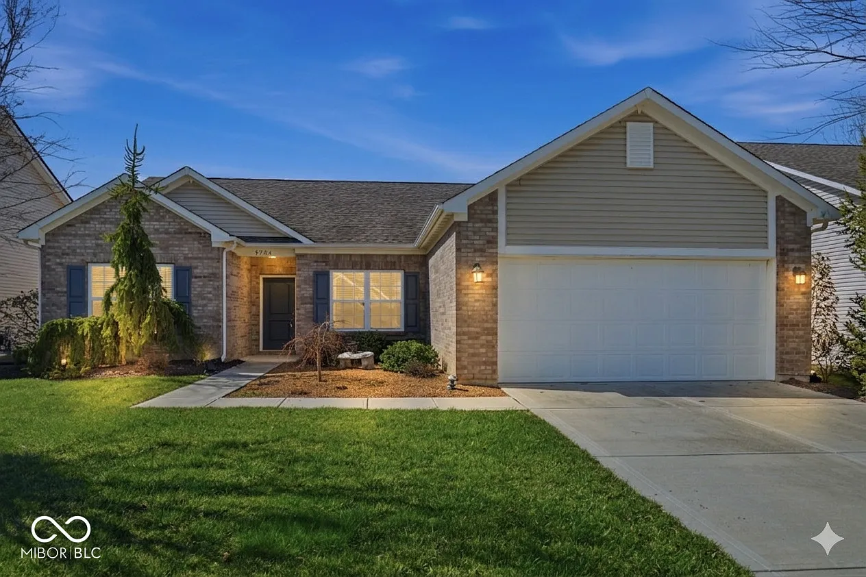 9704 Brook Wood Dr photo 1