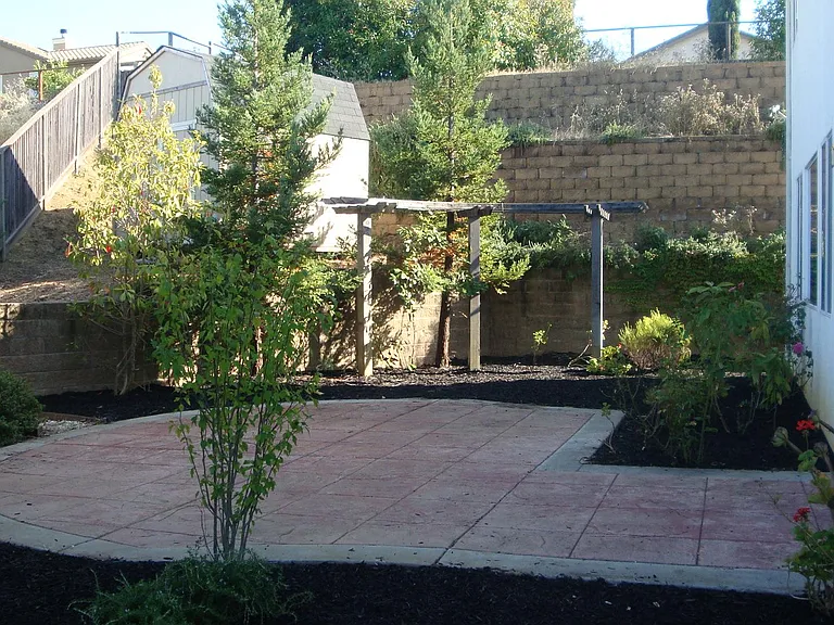 210 Independence Ct — Photo 13