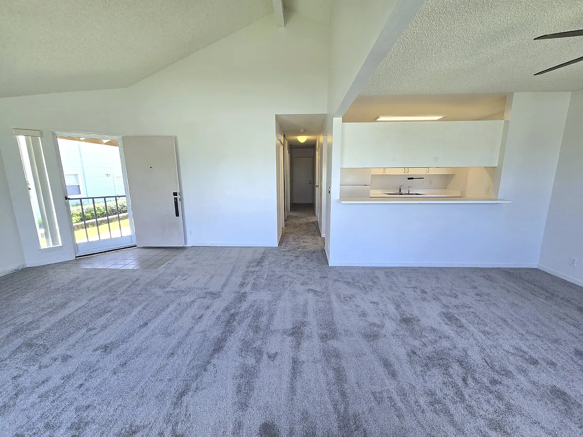 Building Photo - 94-1052 Aoku St