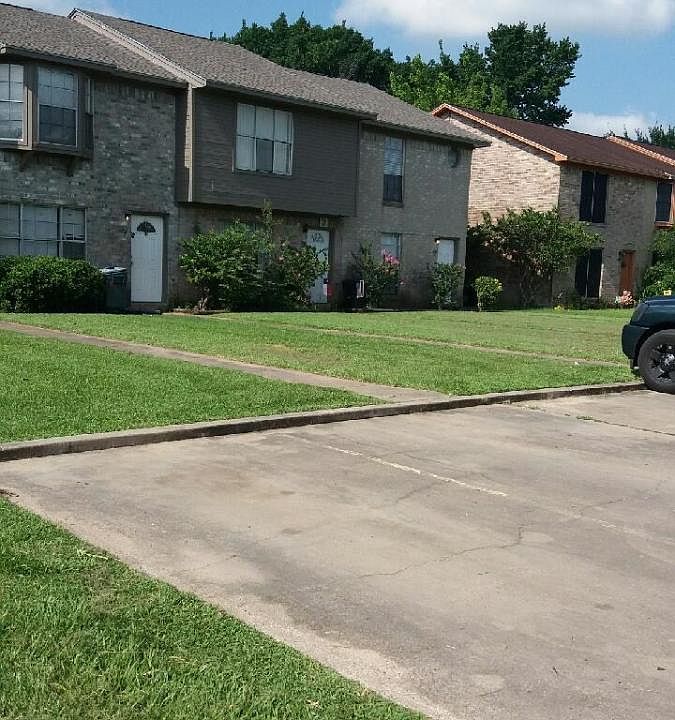 312 Rice st Angleton, Tx 77515