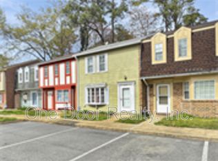 1079 Old Denbigh Blvd, Newport News, VA 23602