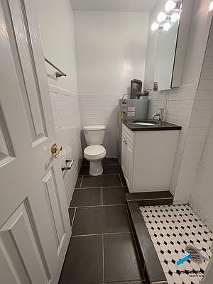 4th image of 14 Avenue A APT 1