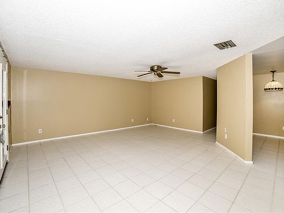 4th image of 316 45th Ave N