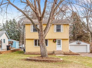 1852 Beaumont St, Saint Paul, MN 55117