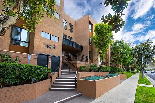 Burbank Gardens Apartments Photo 1