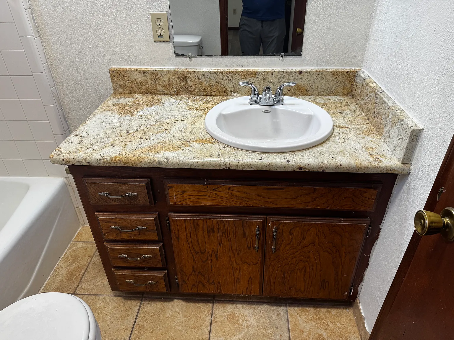 1 bed, 600 sqft, $890 — Photo 4