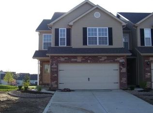 2002 Briarbend Ct, Maryville, IL 62062