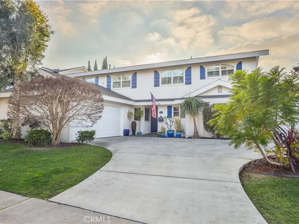 287 College Park Dr, Seal Beach, CA 90740