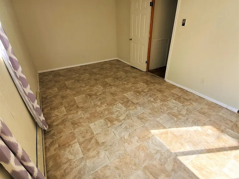 1030 Thornton Ave — Photo 52