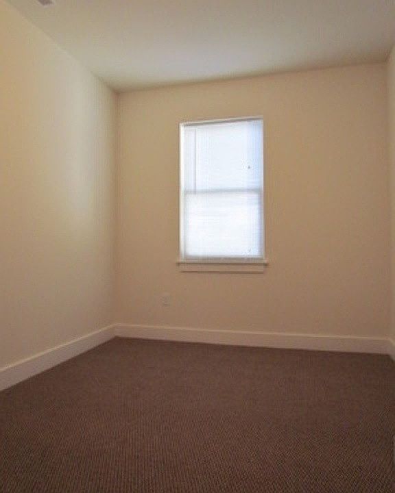 1st image of 3105 Hamilton St Unit 18