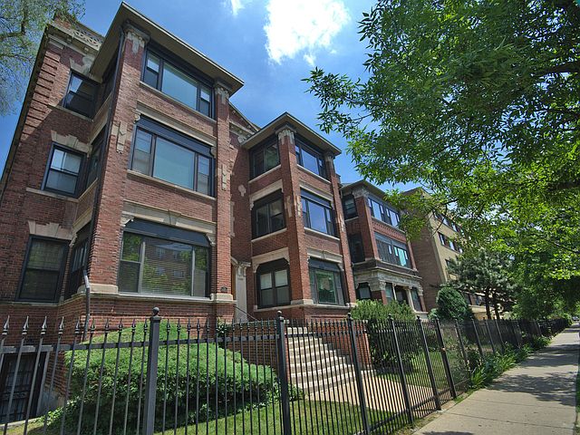 1st image of 5925 N Kenmore Ave #2