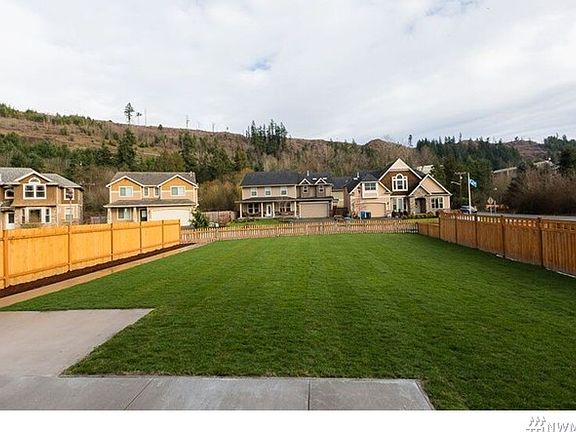 3rd image of 5916 164th Avenue Ct E