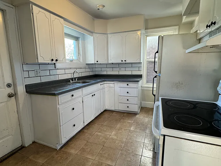 521 Rankin Ave — Photo 10