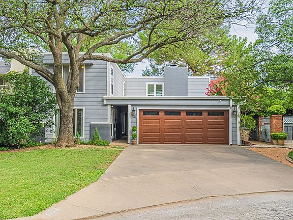 2nd image of 2402 Lindenwood Dr