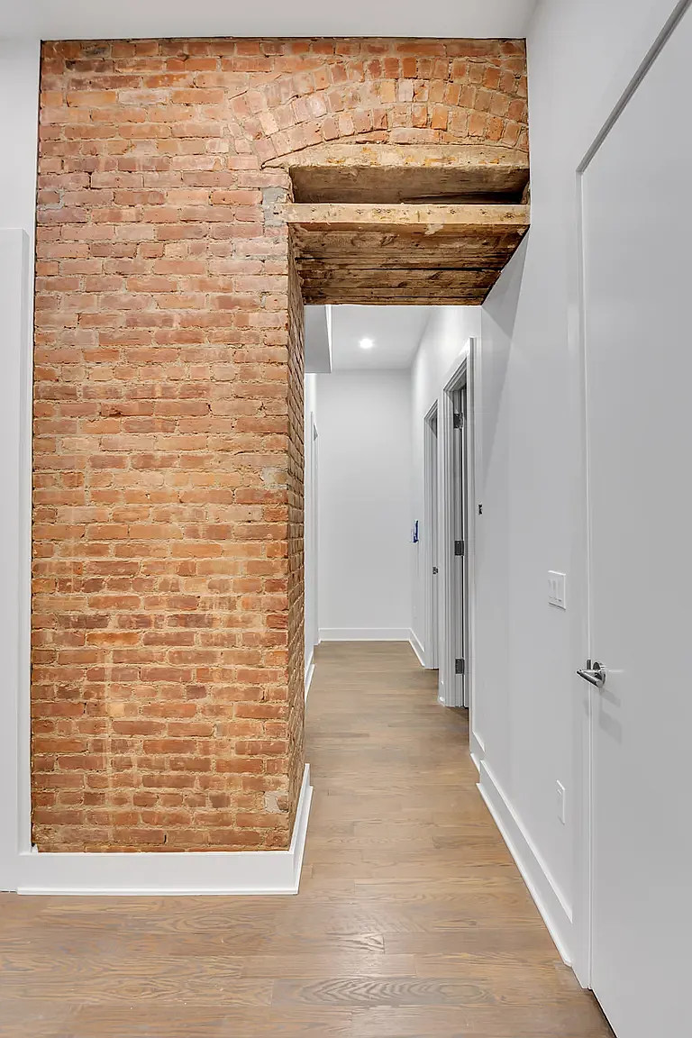 121 Madison Avenue — Photo 4