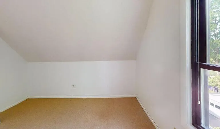 21 Ericsson St — Photo 17