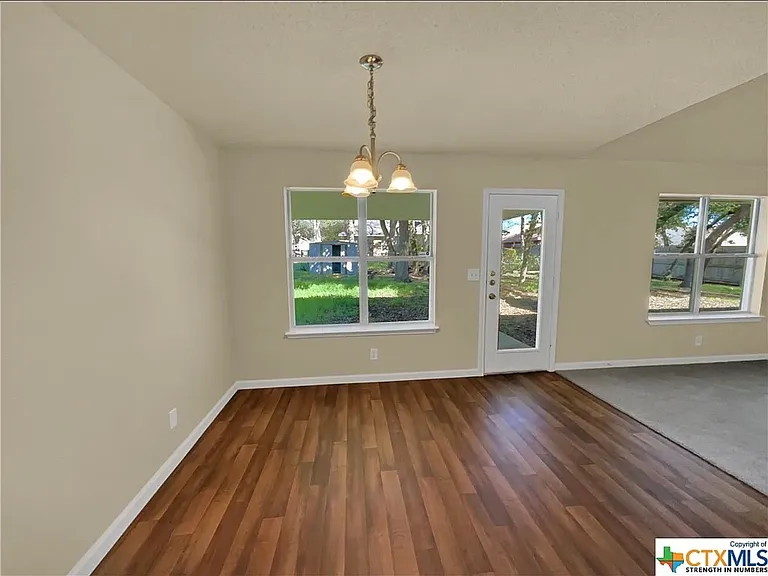 4803 Fawn Dr — Photo 8