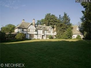 18401 N Park Blvd, Shaker Heights, OH 44118