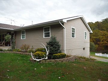 2nd image of 1711 Brady Rd