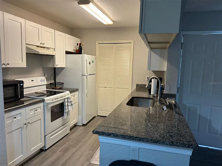 2550 N Alafaya Trl #3201 — Photo 10