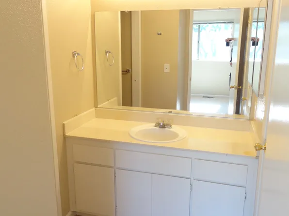 1675 Vernon St Unit 4, Roseville, CA 95678