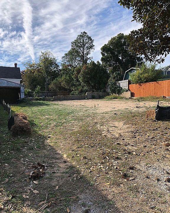 1st image of 515 N 15th Ave