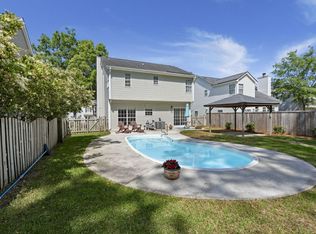 132 E Hartwick Ln, Goose Creek, SC 29445