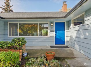 114 18th St NW, Puyallup, WA 98371