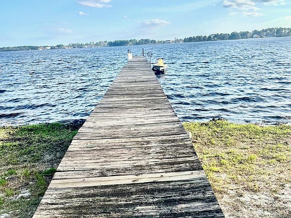 3rd image of 554 N Horsepen Road