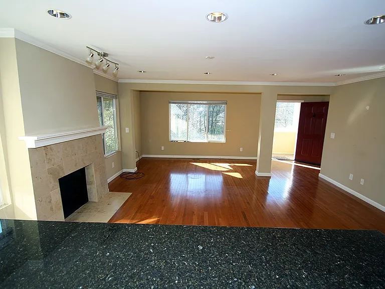 8428 NE Bothell Way — Photo 4