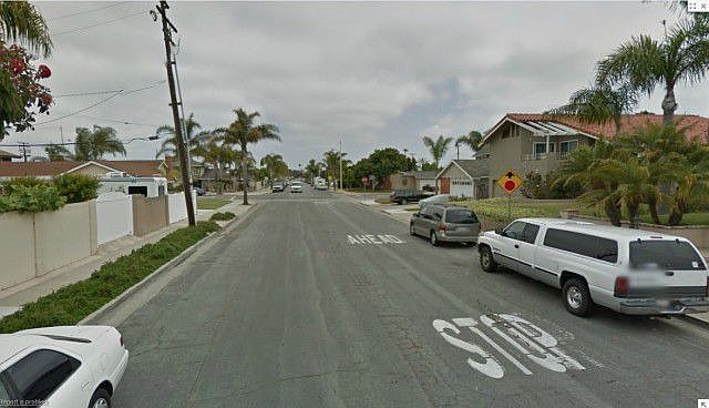 2nd image of 20752 Farnsworth Ln