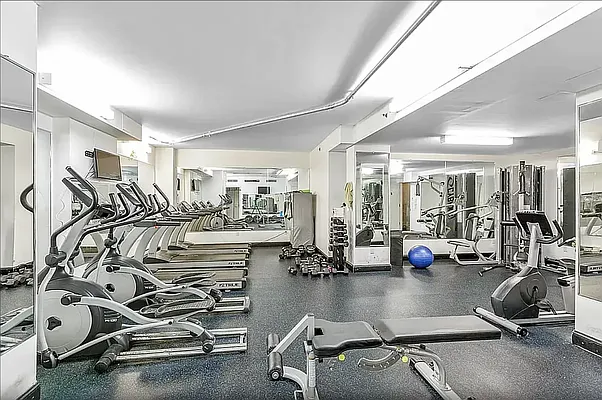 Rented by Living New York | media 9